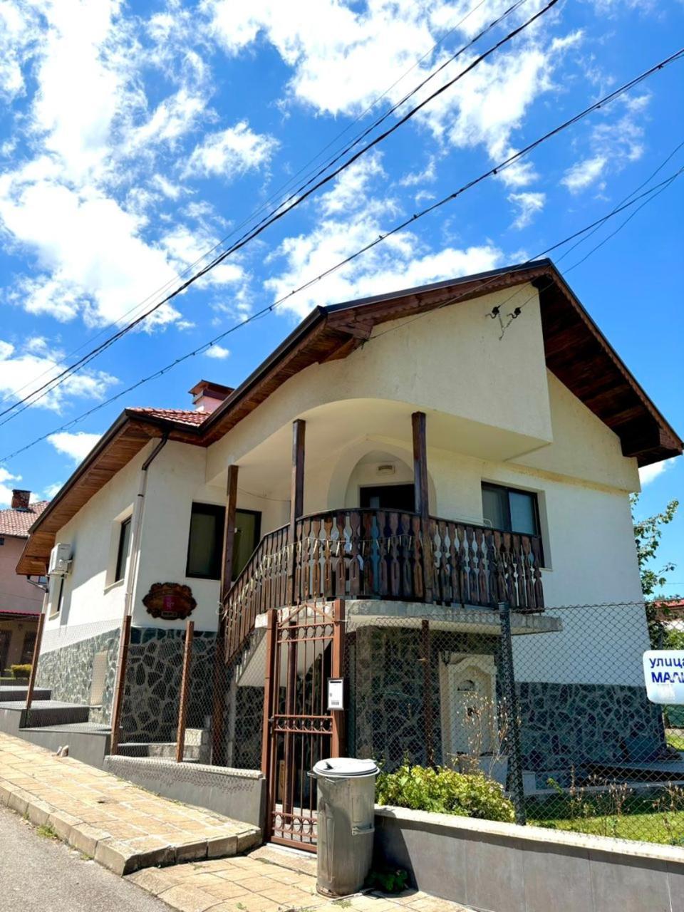The House Of Petar Levski Berkovica Esterno foto