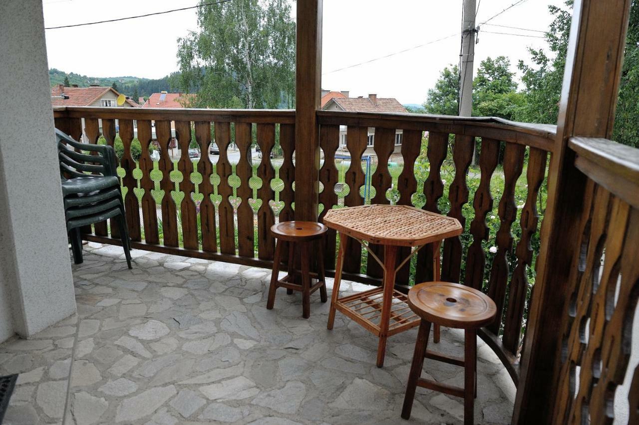 The House Of Petar Levski Berkovica Esterno foto